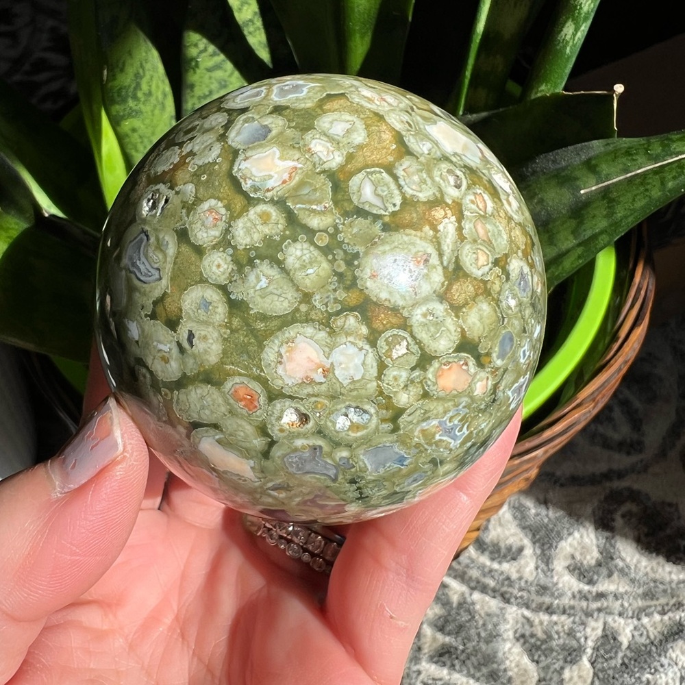 Rainforest jasper sphere (a) | crystal